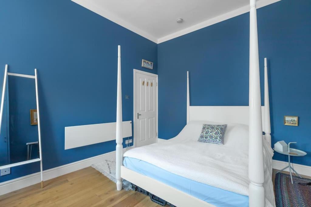 Apartment 1 Bedroom Beautiful Victoria Park *