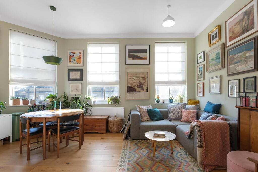 1 Bedroom Beautiful Victoria Park * London